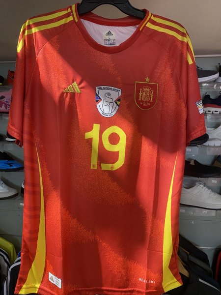 تيشيرت اسبانيا نسخة يورو 2024 يامال
