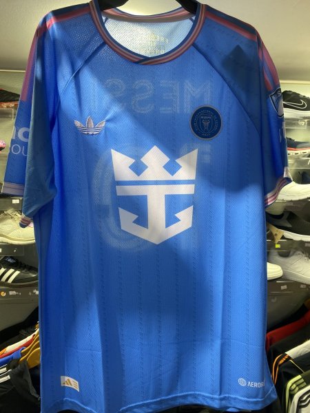 تيشيرت انترميامي ميسي الأزرق