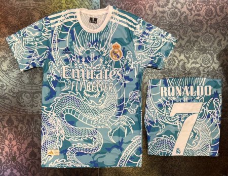 تيشيرت ريال مدريد نسخة التنين الأسطورية